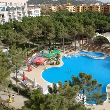 Hotel Dolce Kryemëdhej