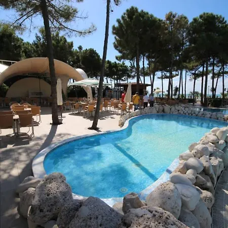 Hotel Dolce Kryemëdhej