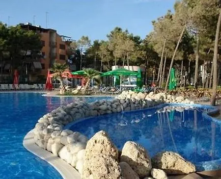 Dolce Hotel